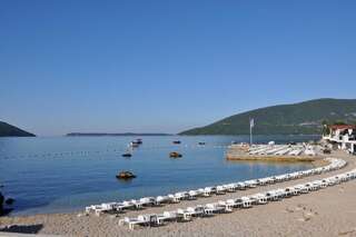 Отель Hotel Perla Херцег-Нови-0